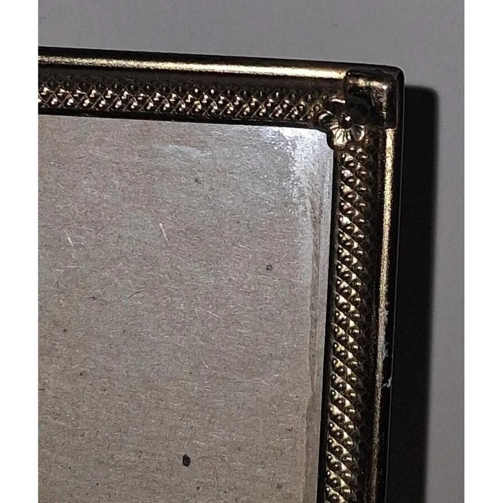 Vintage Gold Tone Picture Frame 4.5x6.5 Beaded Edge Easel Back